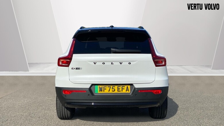 Volvo EX40 185kW Ext Range Plus Black Editon 82kWh 5dr Auto Electric Estate